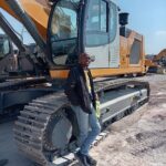 APW-Plant-Hire-Liebherr-R-945-Excavator-01